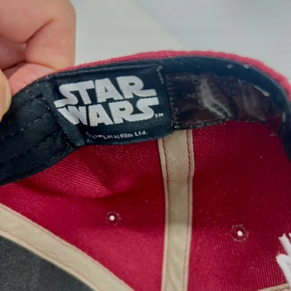 Star Wars Grogu Baby Yoda Bioworld Snapback Hat Burgundy Tan New Collectible